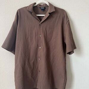 Men's Brown Short Sleeve Button Up Shirt